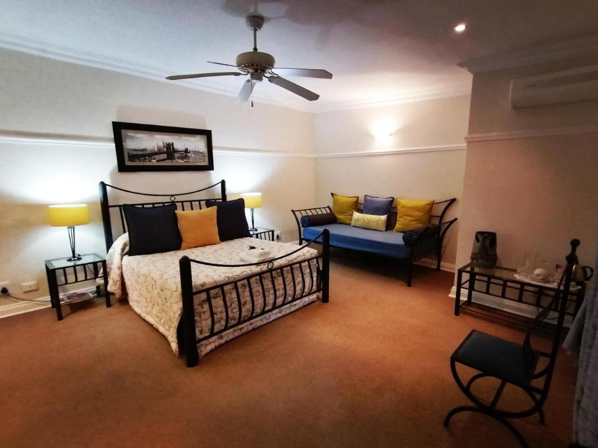 Casa Romana B&B Ladybrand Екстериор снимка