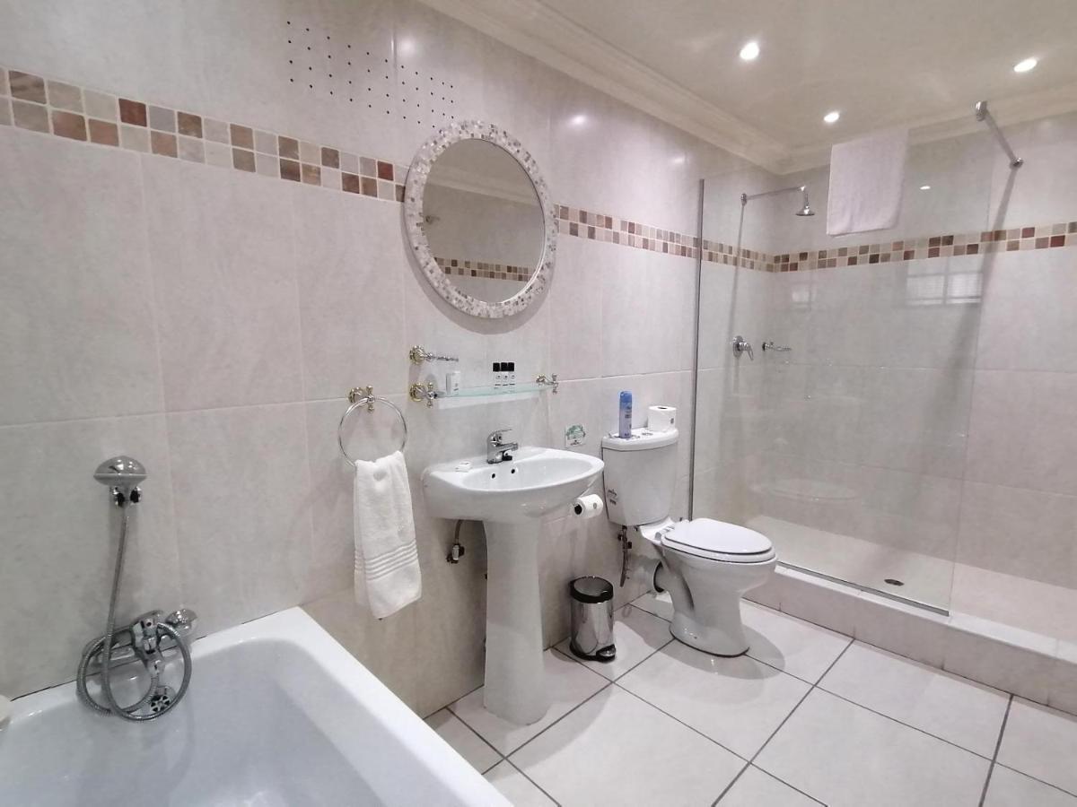 Casa Romana B&B Ladybrand Екстериор снимка