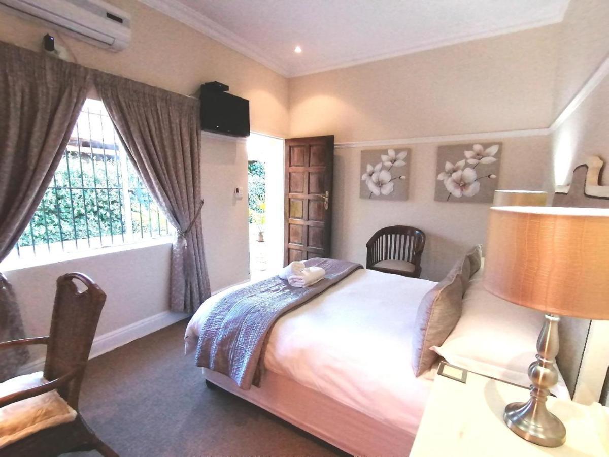 Casa Romana B&B Ladybrand Екстериор снимка